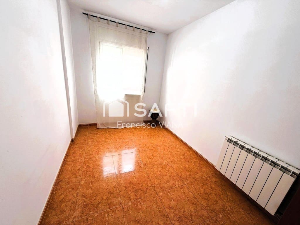 3 bedroom Apartment for sale in Malgrat de Mar - € 260,000 (Ref: 9839112)