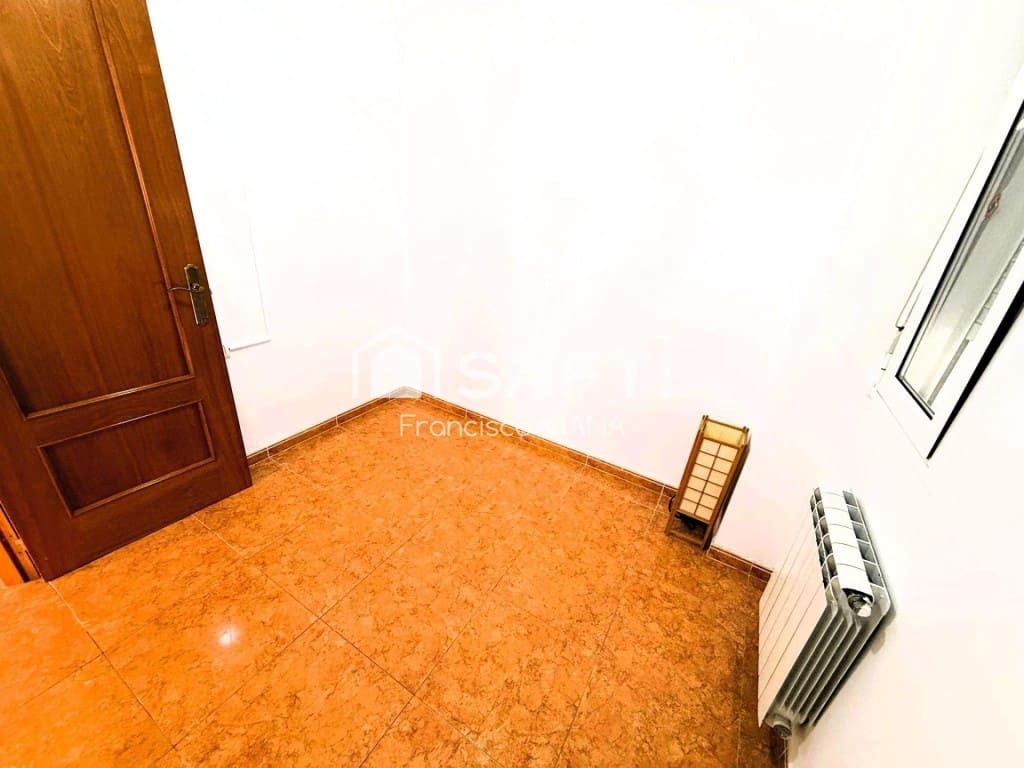 3 bedroom Apartment for sale in Malgrat de Mar - € 260,000 (Ref: 9839112)