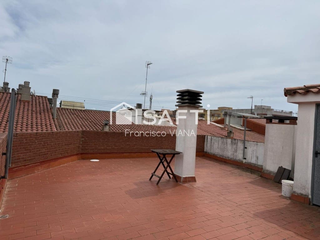 3 bedroom Apartment for sale in Malgrat de Mar - € 260,000 (Ref: 9839112)