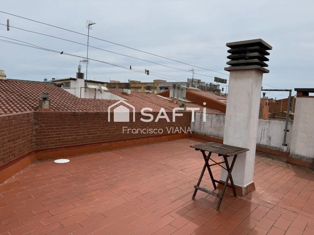 3 bedroom Apartment for sale in Malgrat de Mar - € 260,000 (Ref: 9839112)