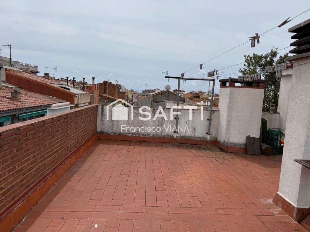 3 bedroom Apartment for sale in Malgrat de Mar - € 260,000 (Ref: 9839112)
