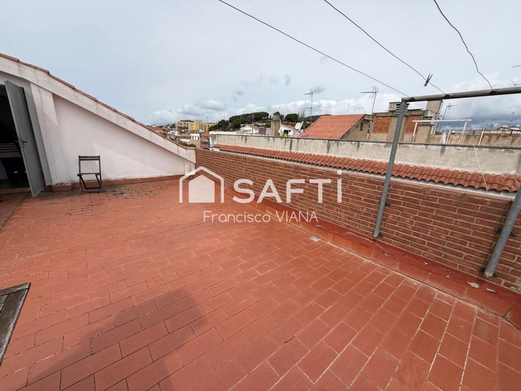 3 bedroom Apartment for sale in Malgrat de Mar - € 260,000 (Ref: 9839112)
