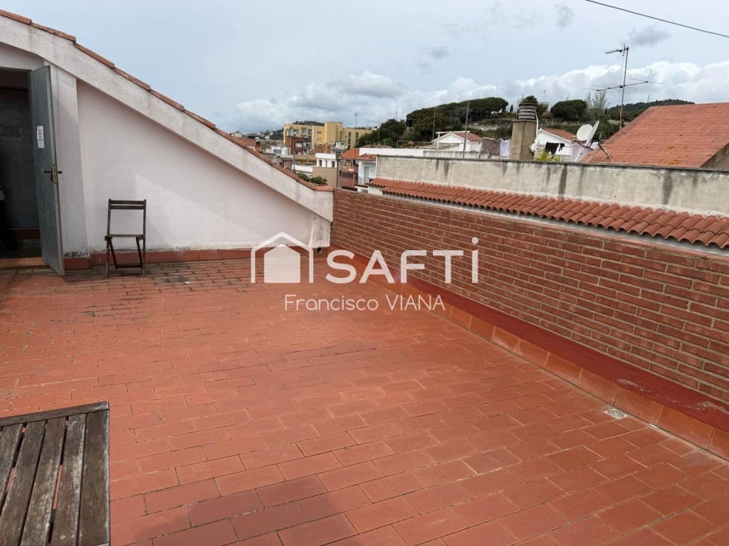 3 bedroom Apartment for sale in Malgrat de Mar - € 260,000 (Ref: 9839112)