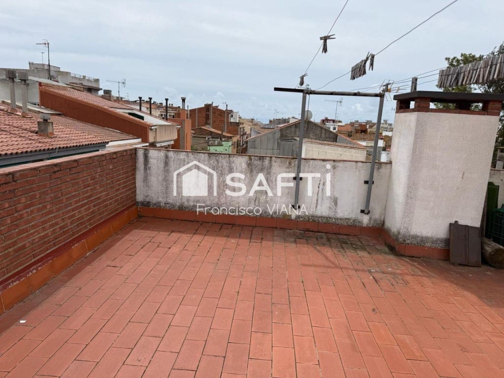 3 bedroom Apartment for sale in Malgrat de Mar - € 260,000 (Ref: 9839112)