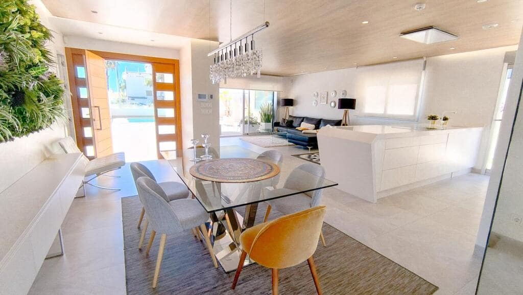 4 soveværelse Villa til salg i Orihuela med swimmingpool garage - € 1.750.000 (Ref: 9839115)