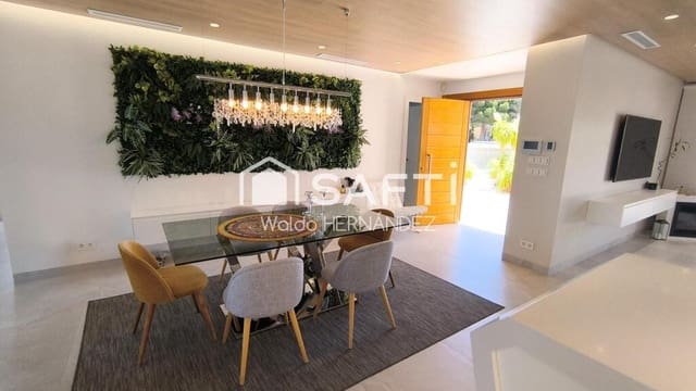 4 bedroom Villa for sale in Campoamor, Orihuela with pool garage - € 1,750,000 (Ref: 9839115)