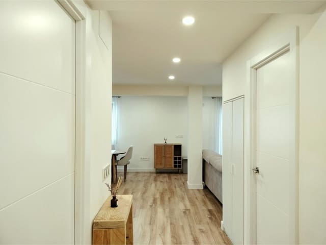 Apartamento de 2 habitaciones en Pasaia en venta - 300.000 € (Ref: 9839120)