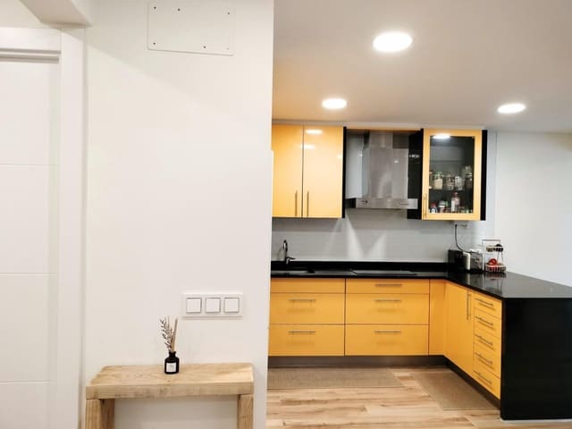 Apartamento de 2 habitaciones en Pasaia en venta - 300.000 € (Ref: 9839120)