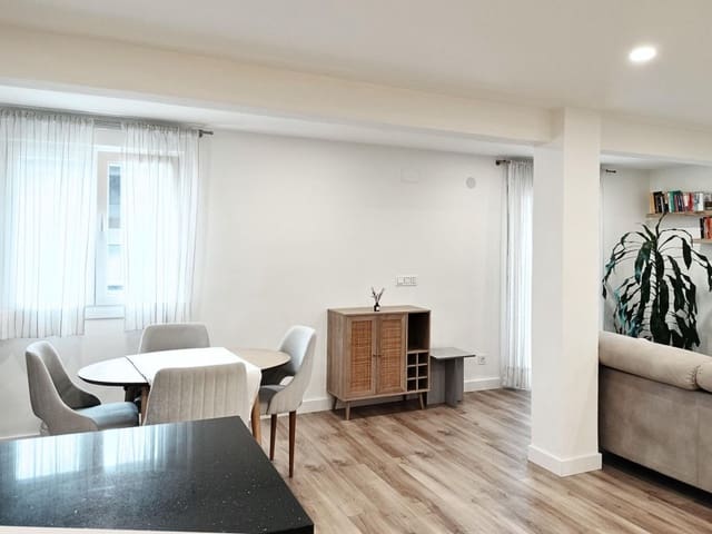 Apartamento de 2 habitaciones en Pasaia en venta - 300.000 € (Ref: 9839120)