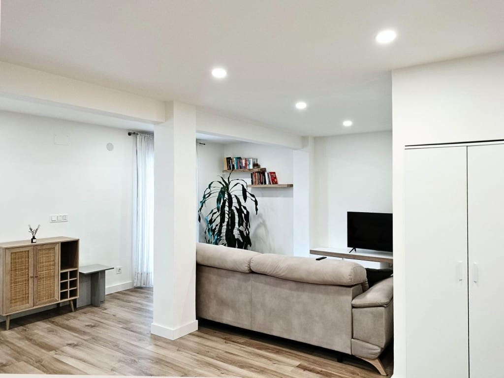 Apartamento de 2 habitaciones en Pasaia en venta - 300.000 € (Ref: 9839120)
