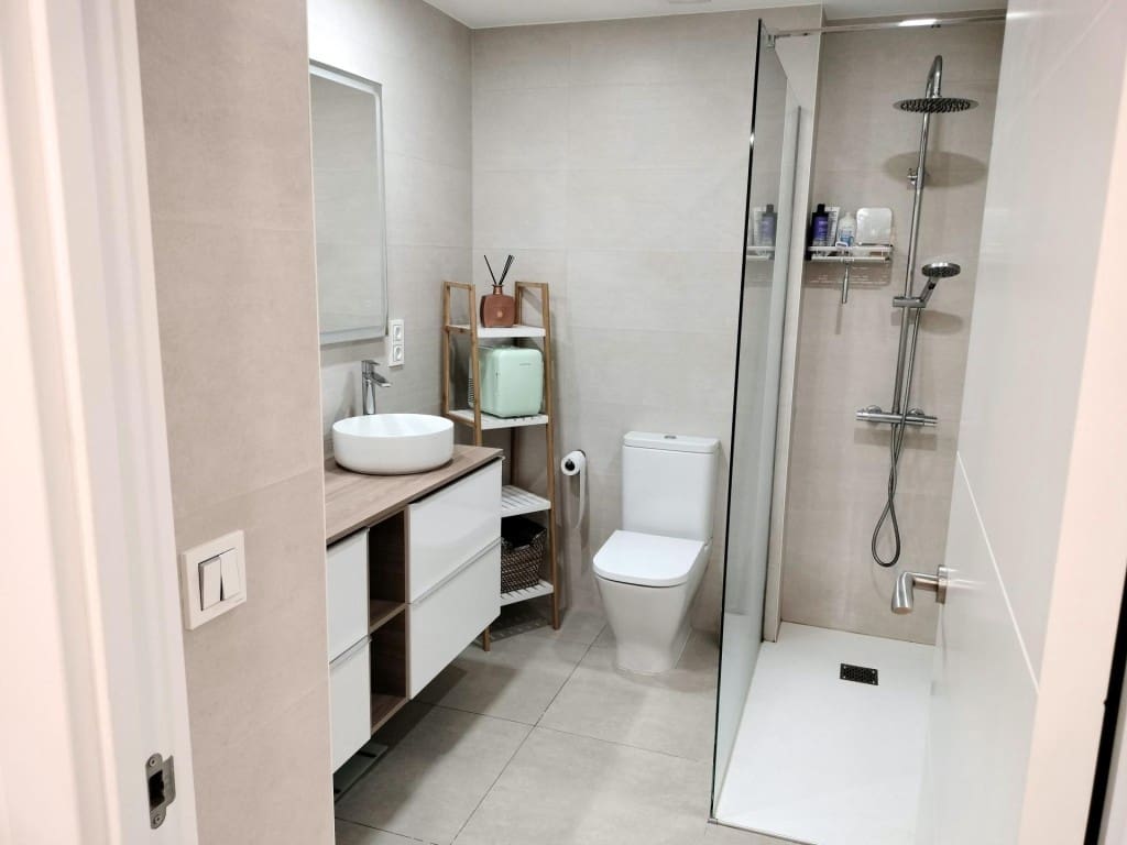 Apartamento de 2 habitaciones en Pasaia en venta - 300.000 € (Ref: 9839120)