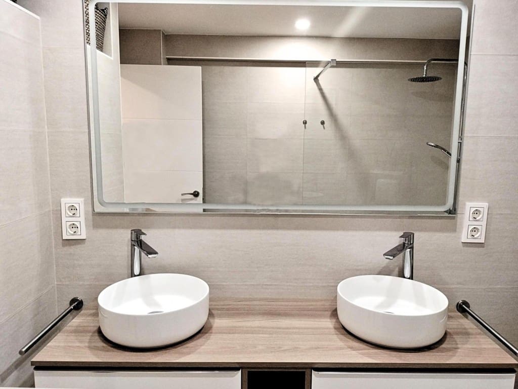 Apartamento de 2 habitaciones en Pasaia en venta - 300.000 € (Ref: 9839120)