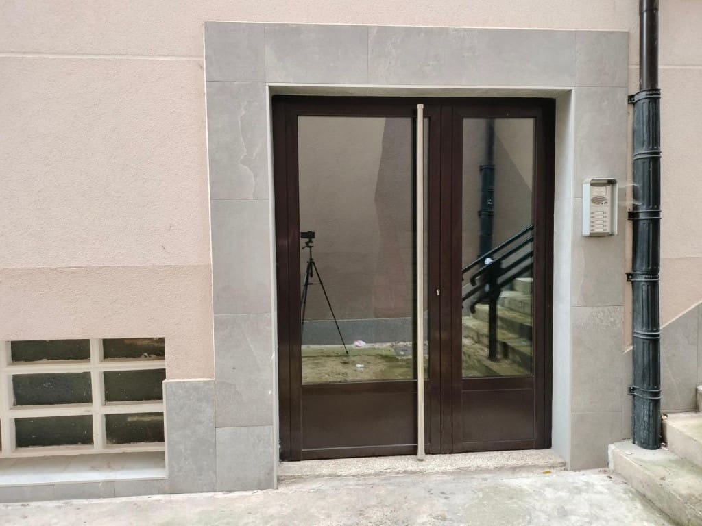 Apartamento de 2 habitaciones en Pasaia en venta - 300.000 € (Ref: 9839120)