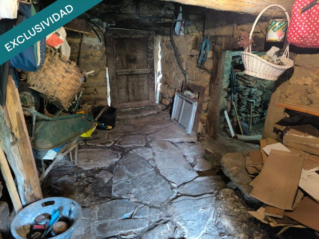 4 camera da letto Finca/Casa di Campagna in vendita in Quintana del Castillo con garage - 55.000 € (Rif: 9842871)