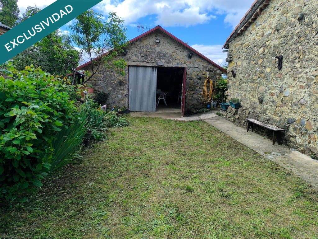 4 camera da letto Finca/Casa di Campagna in vendita in Quintana del Castillo con garage - 55.000 € (Rif: 9842871)