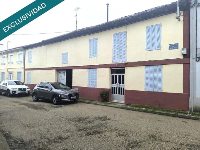 6 bedroom Finca/Country House for sale in Bustillo del Páramo with garage - € 100,000 (Ref: 9842872)