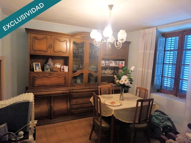 6 bedroom Finca/Country House for sale in Bustillo del Páramo with garage - € 100,000 (Ref: 9842872)