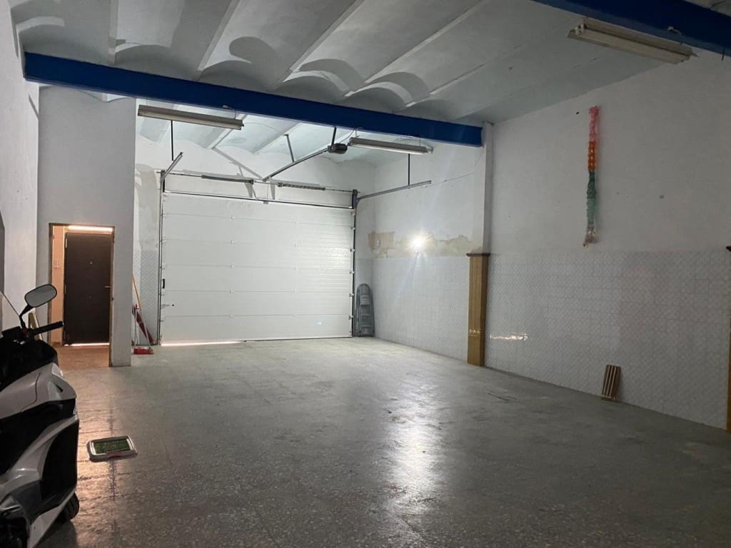 4 bedroom Terraced Villa for sale in Castalla with garage - € 191,500 (Ref: 9843298)