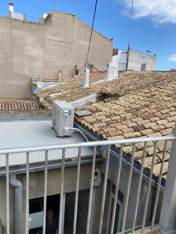 4 bedroom Terraced Villa for sale in Castalla with garage - € 191,500 (Ref: 9843298)