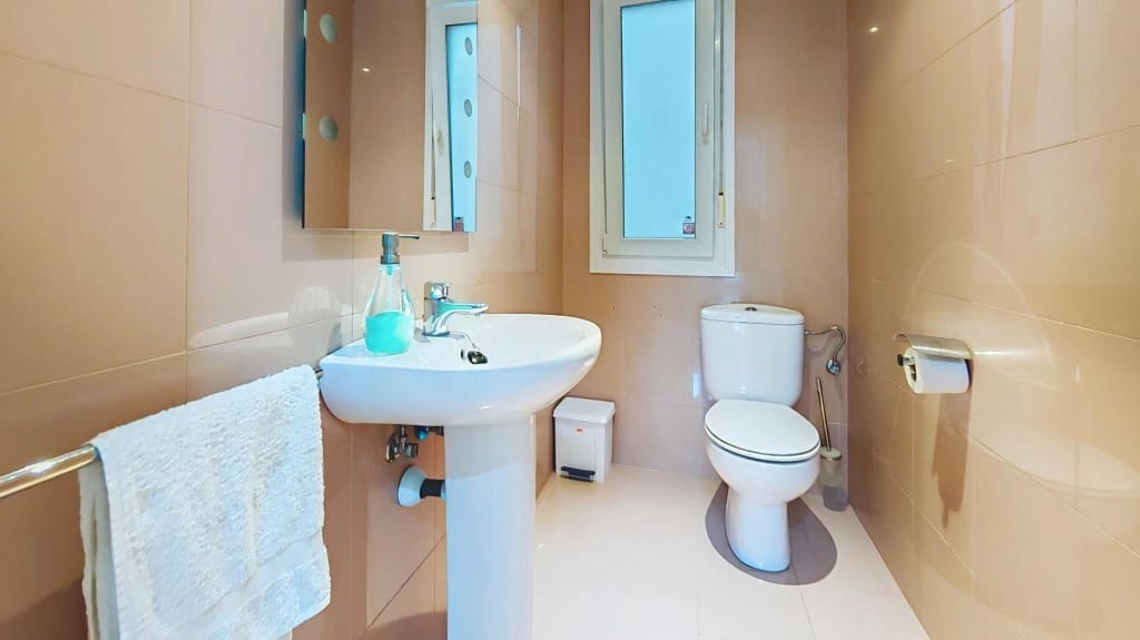 Apartamento de 3 habitaciones en Tineo en venta - 99.000 € (Ref: 9845331)