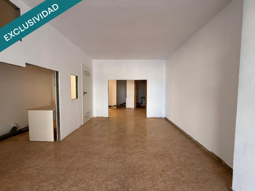 Comercial para venda em Calvia - 149 000 € (Ref: 9845333)