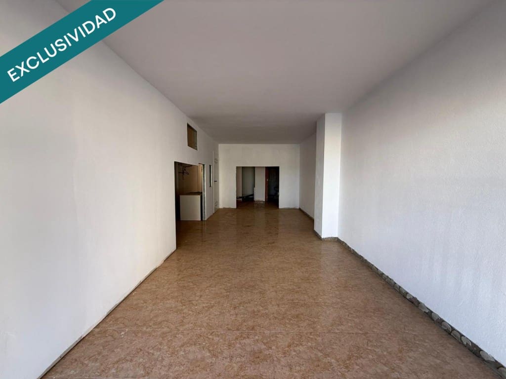 Comercial para venda em Calvia - 149 000 € (Ref: 9845333)