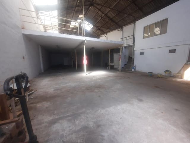 Commercieel te koop in Sagunto / Sagunt - € 150.000 (Ref: 9845335)