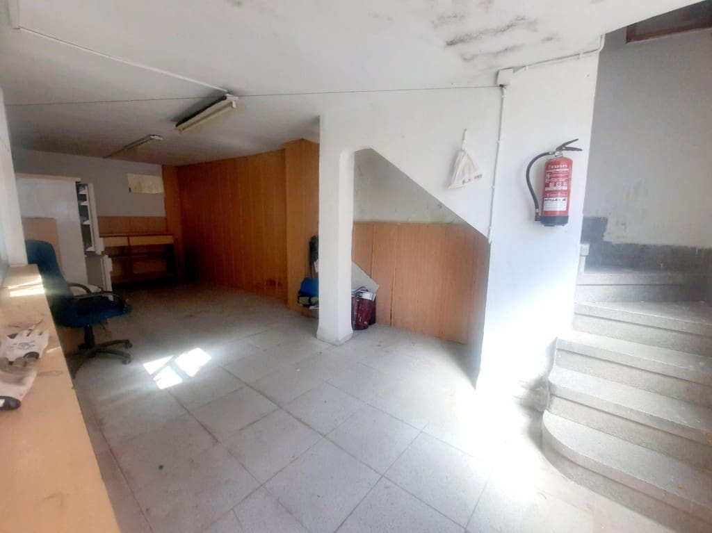 Commercieel te koop in Sagunto / Sagunt - € 150.000 (Ref: 9845335)