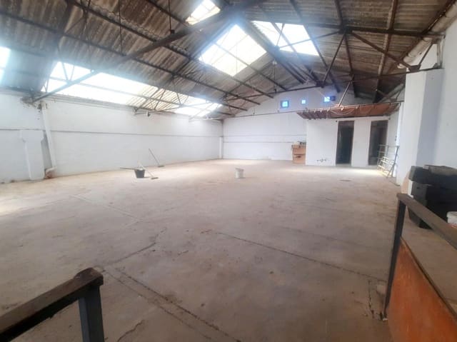 Commercieel te koop in Sagunto / Sagunt - € 150.000 (Ref: 9845335)