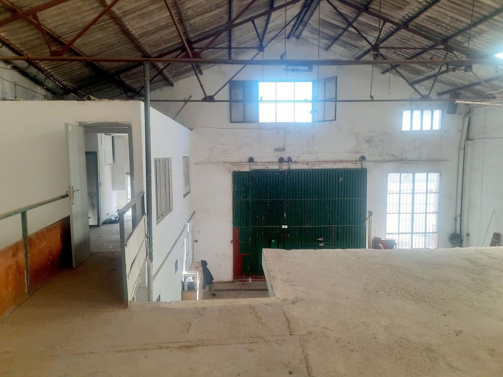 Commercieel te koop in Sagunto / Sagunt - € 150.000 (Ref: 9845335)