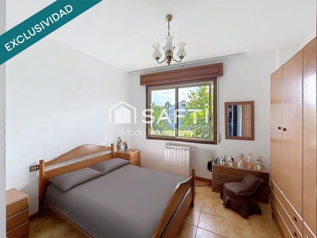 7 sypialnia Willa na sprzedaż w Meis z garażem - 343 000 € (Ref: 9845336)