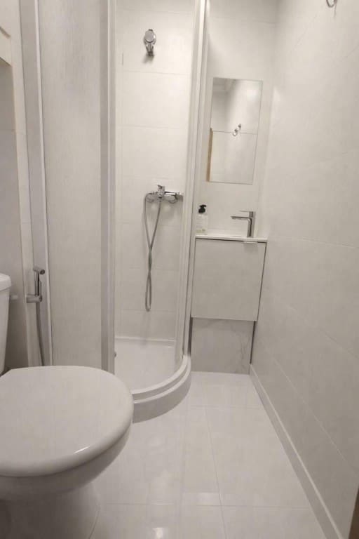 5 bedroom Apartment for sale in Valencia city - € 238,000 (Ref: 9845339)