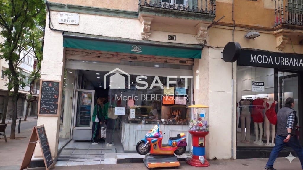 Gewerbe zu verkaufen in Barcelona Stadt - 200.000 € (Ref: 9845344)