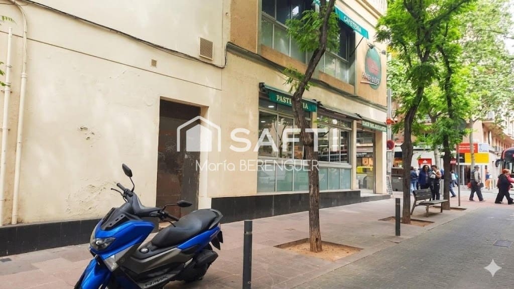 Gewerbe zu verkaufen in Barcelona Stadt - 200.000 € (Ref: 9845344)