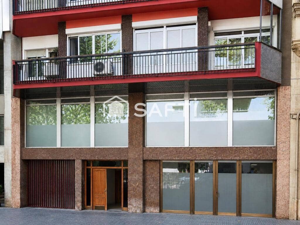 Commercieel te koop in Barcelona stad - € 1.700.000 (Ref: 9845345)