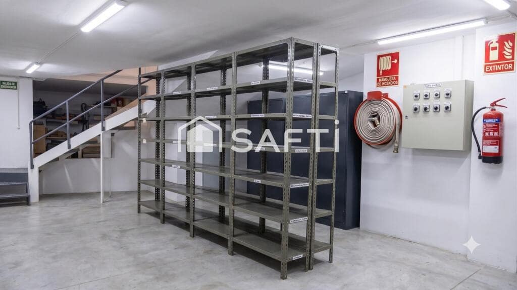 Commercieel te koop in Barcelona stad - € 1.700.000 (Ref: 9845345)