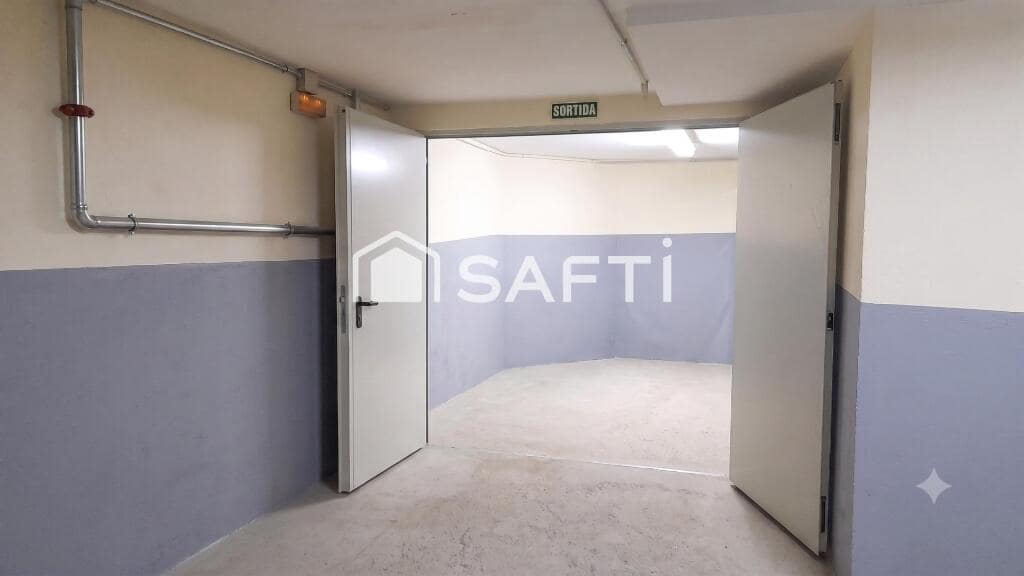 Commercieel te koop in Barcelona stad - € 1.700.000 (Ref: 9845345)