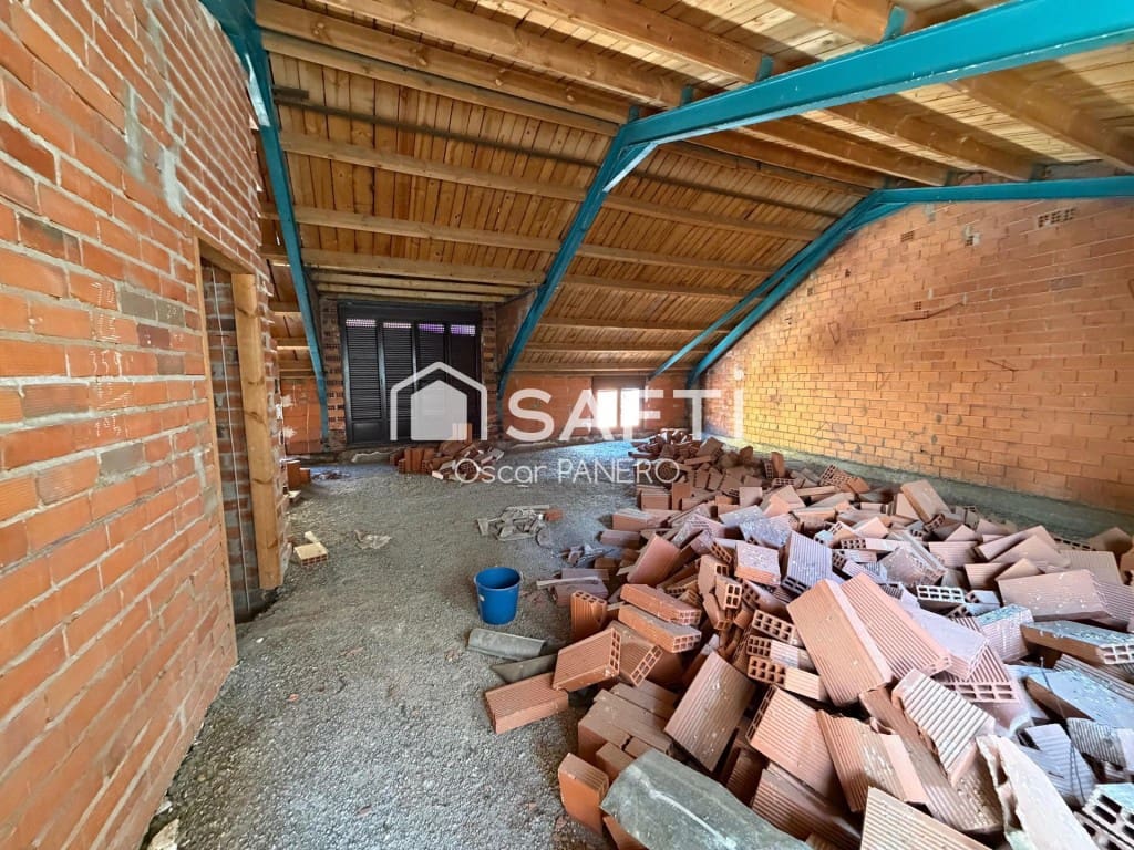 Büro zu verkaufen in La Baneza - 182.000 € (Ref: 9845346)