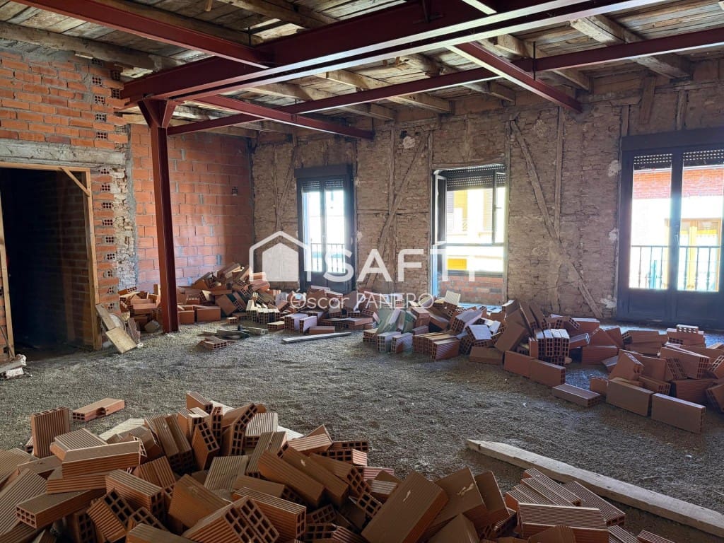 Büro zu verkaufen in La Baneza - 182.000 € (Ref: 9845346)