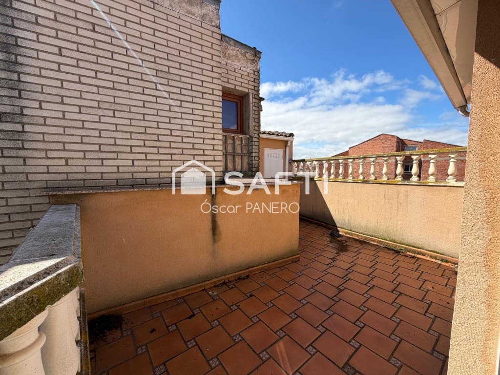 Büro zu verkaufen in La Baneza - 182.000 € (Ref: 9845346)