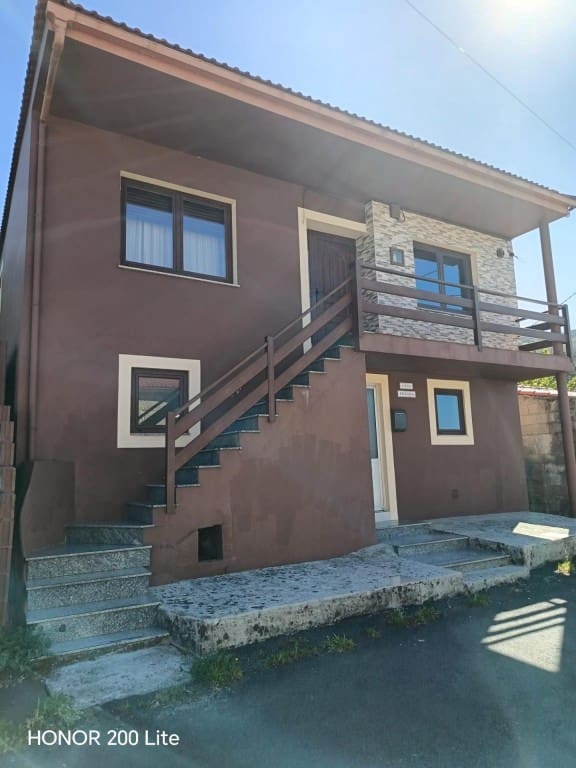 6 bedroom Finca/Country House for sale in Carnota - € 180,000 (Ref: 9845347)