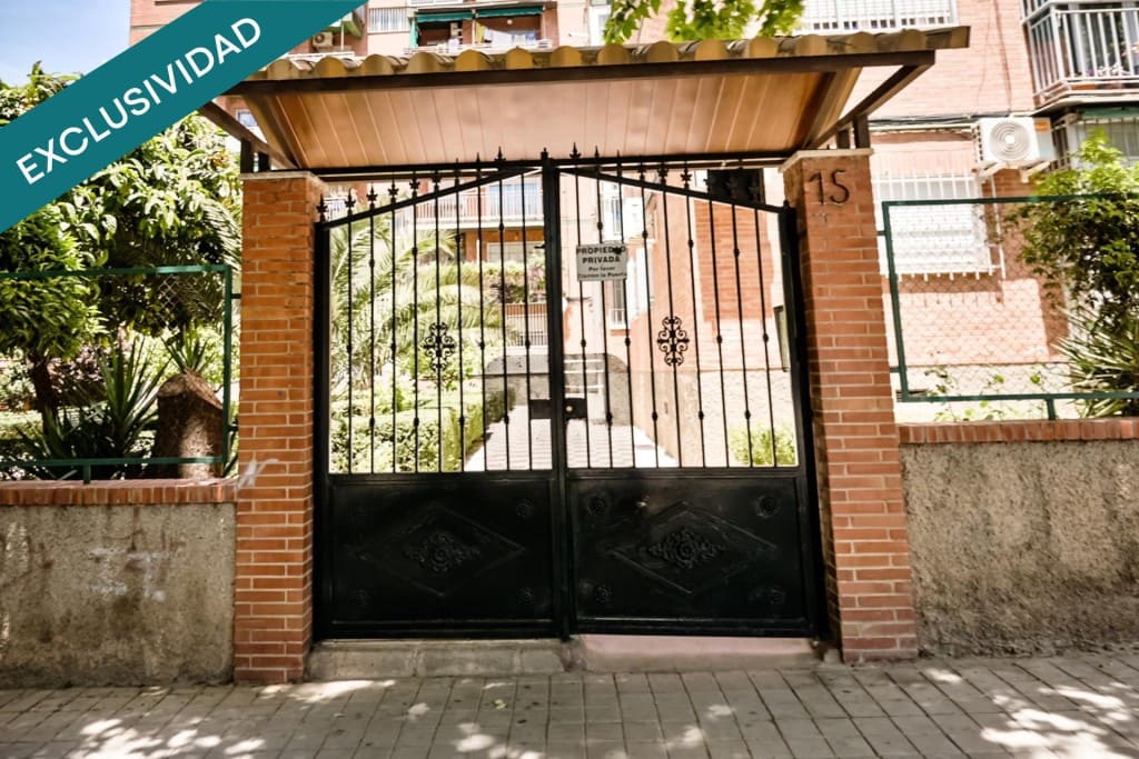 3 soverom Leilighet til salgs i Granada by - € 130 000 (Ref: 9845349)