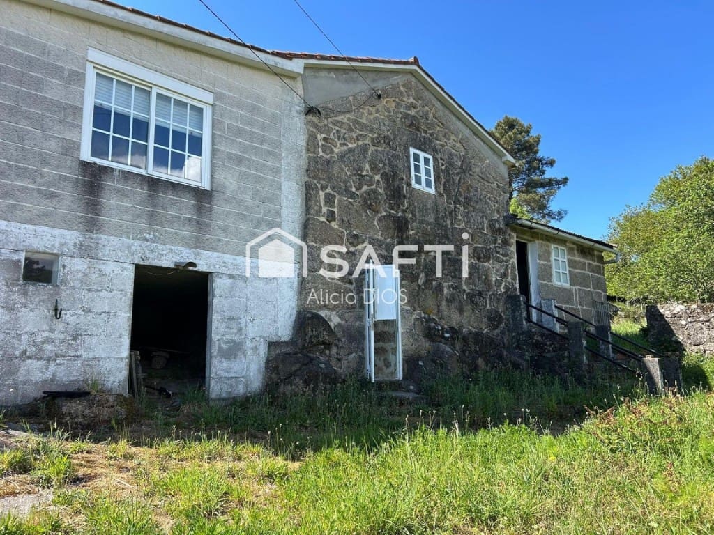 2 bedroom Finca/Country House for sale in Cotobade - € 98,000 (Ref: 9845350)
