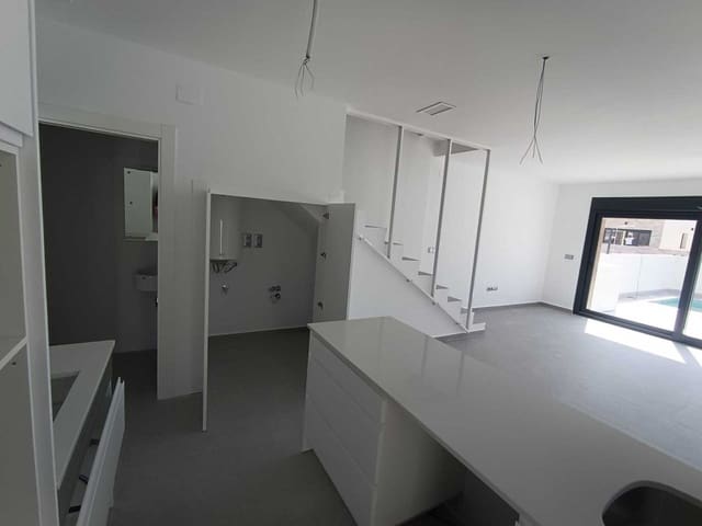 3 soverom Villa til salgs i Daya Nueva med svømmebasseng - € 317 000 (Ref: 9845415)