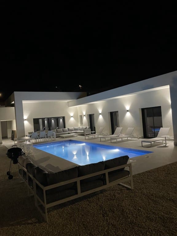 3 bedroom Villa for sale in La Romana - € 390,000 (Ref: 9845453)