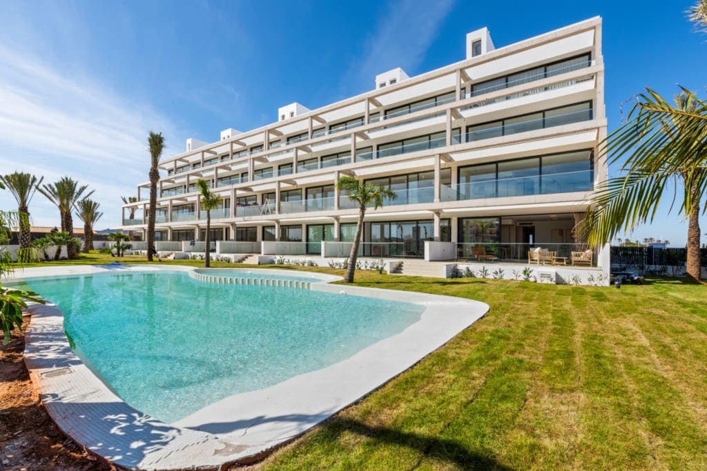 2 bedroom Penthouse for sale in Islas Menores with pool - € 358,000 (Ref: 9845561)