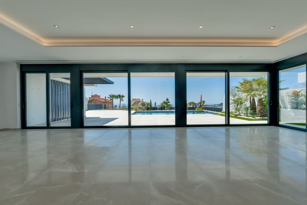 Chalet de 8 habitaciones en Finestrat en venta - 3.950.000 € (Ref: 9845608)