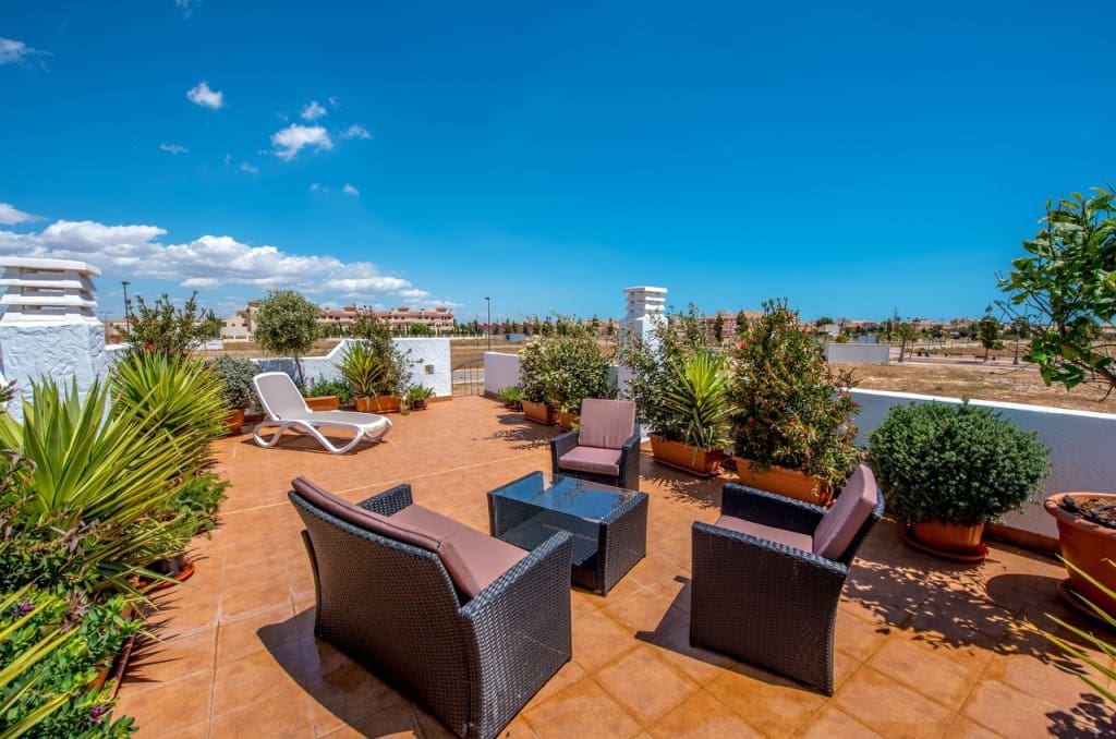 3 slaapkamer Villa te koop in Los Alcazares - € 383.400 (Ref: 9845678)