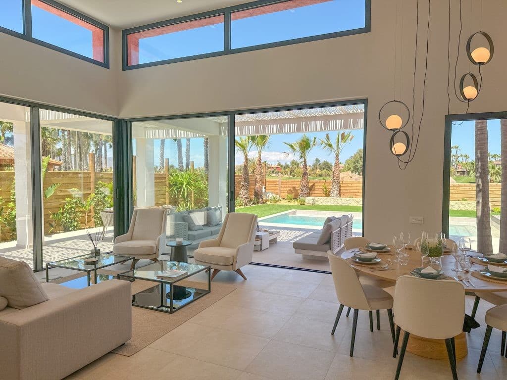 4 bedroom Villa for sale in Cuevas del Almanzora - € 1,050,000 (Ref: 9845770)