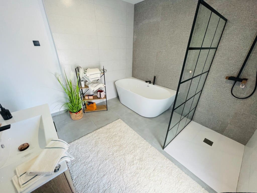 5 chambre Villa/Maison à vendre à Torrevieja - 1 200 000 € (Ref: 9846004)